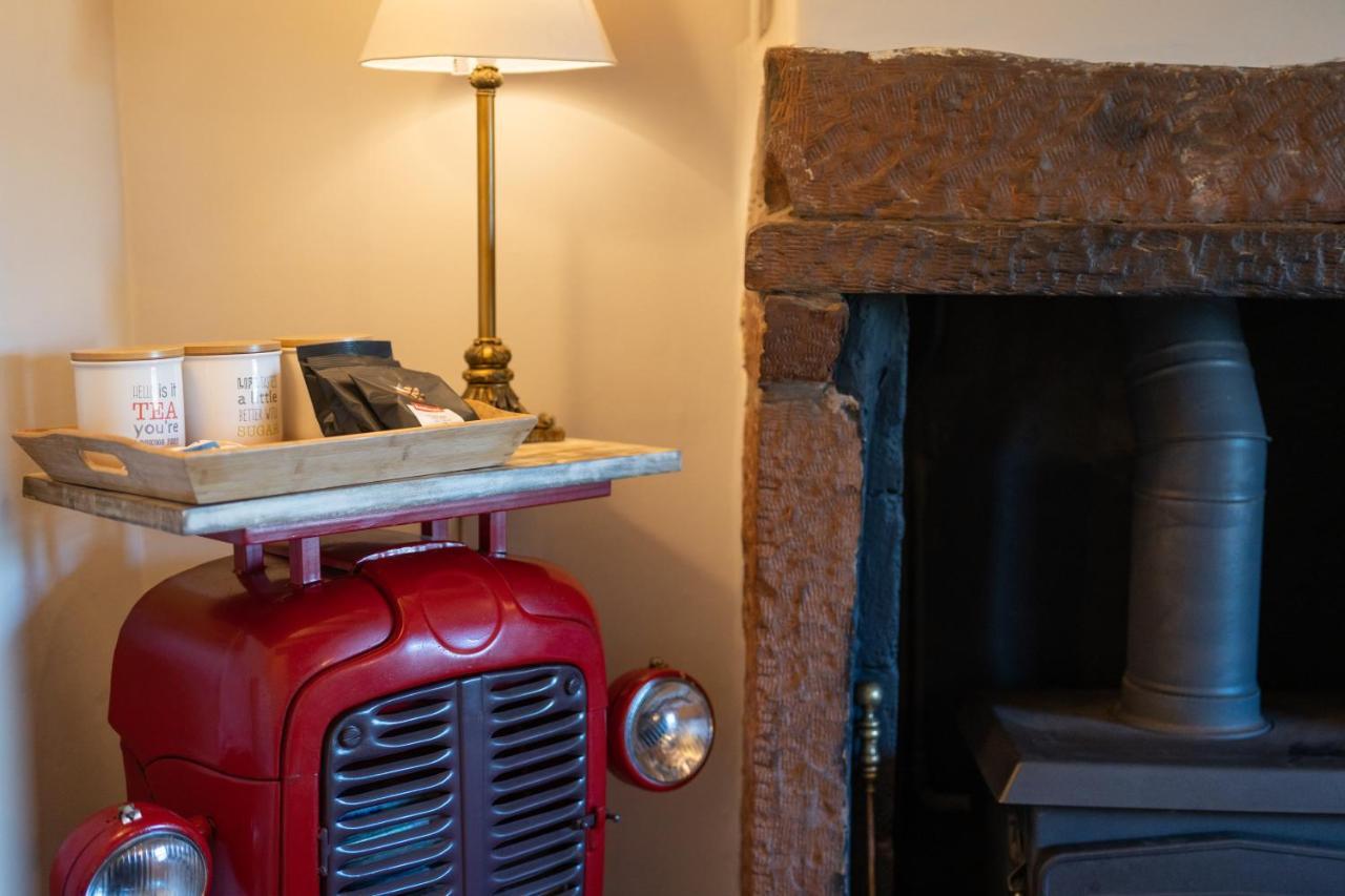 Gatesgarth Cottage @ The Pheasant Inn Brampton  Exterior photo